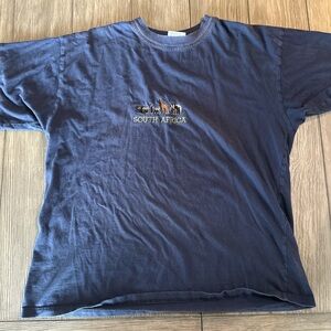 Medium navy blue tee, great condition